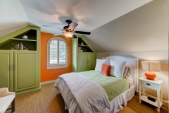 The Upstairs Middle Bedroom